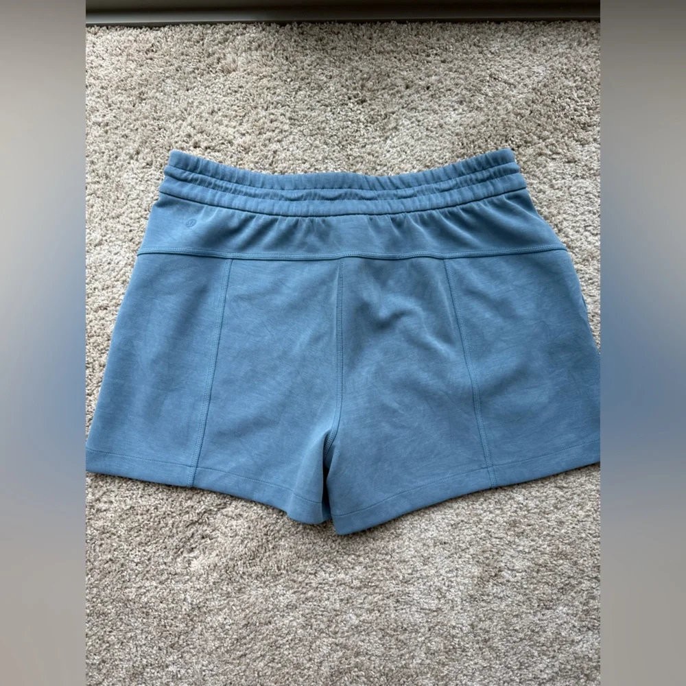 Lululemon Athletica Softstreme Blue Athletic Shorts 4” inseam - Picture 3 of 3